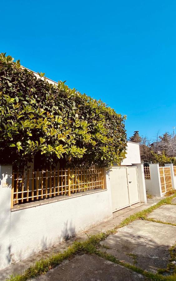 Adv Holiday House - Casa Vacanze San Cataldo  Exterior foto